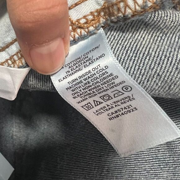 NWT LOFT The Straight Crop High Rise Jeans 28P - Picture 8 of 8